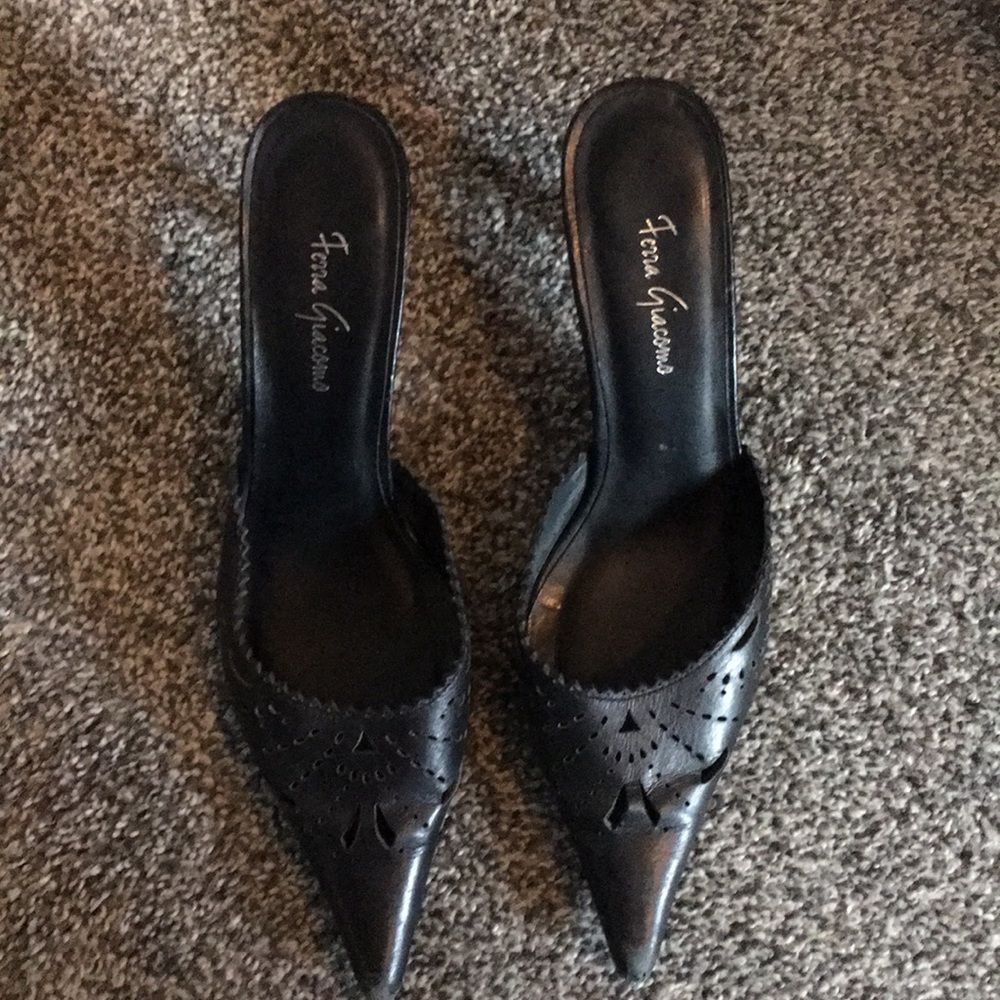 Ferra Giacomo pointed heels